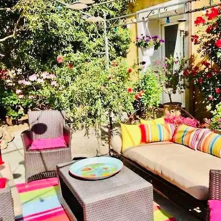 Prázdninový dům « cote Jardin » Central/piscine/jacuzzi/parking Carcassonne